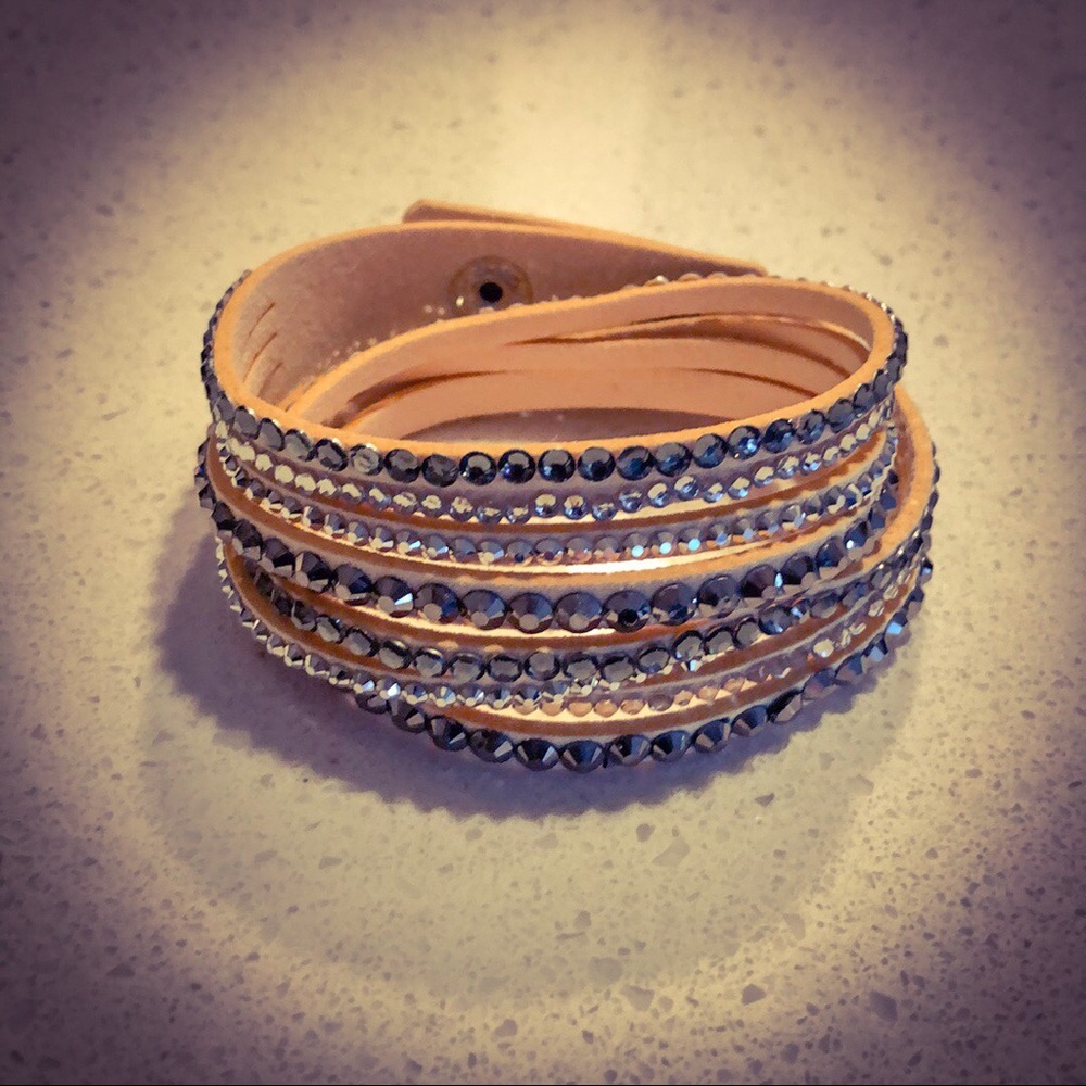 5 for $25💕Rhinestone Embellished Bracelet💕 - Picture 3 of 5